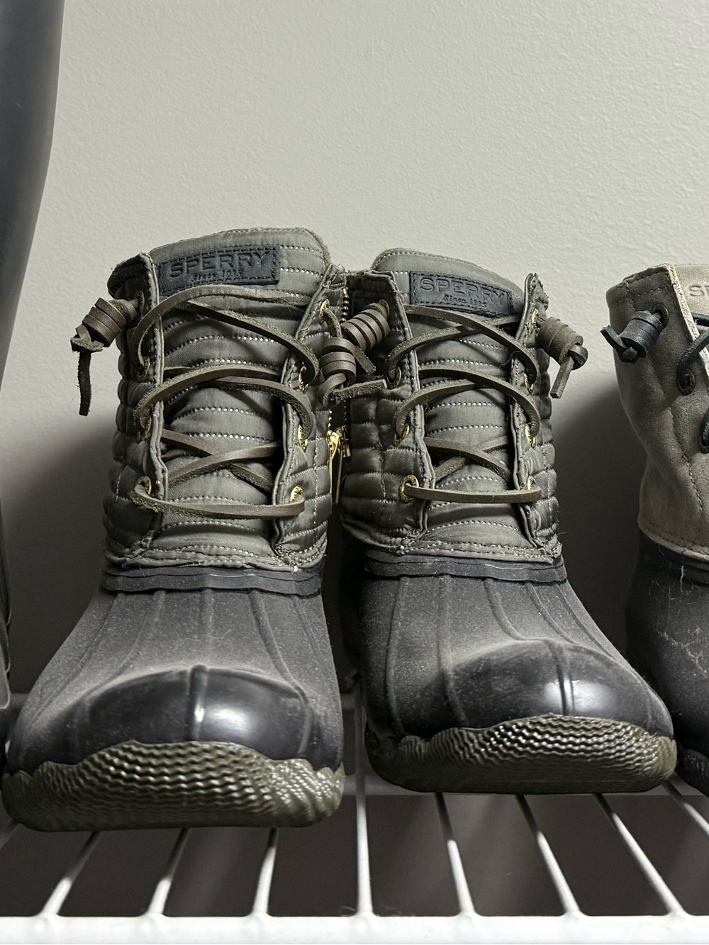 Sperry boots - Green and black